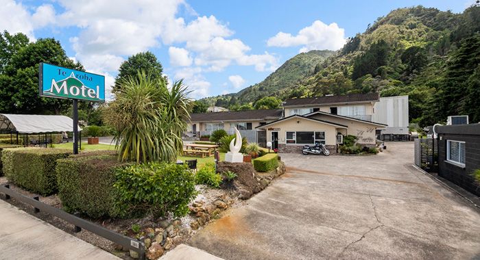 accommodation in central Te Aroha